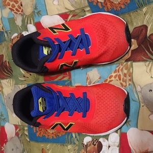 New Balance boys 9.5 shoes